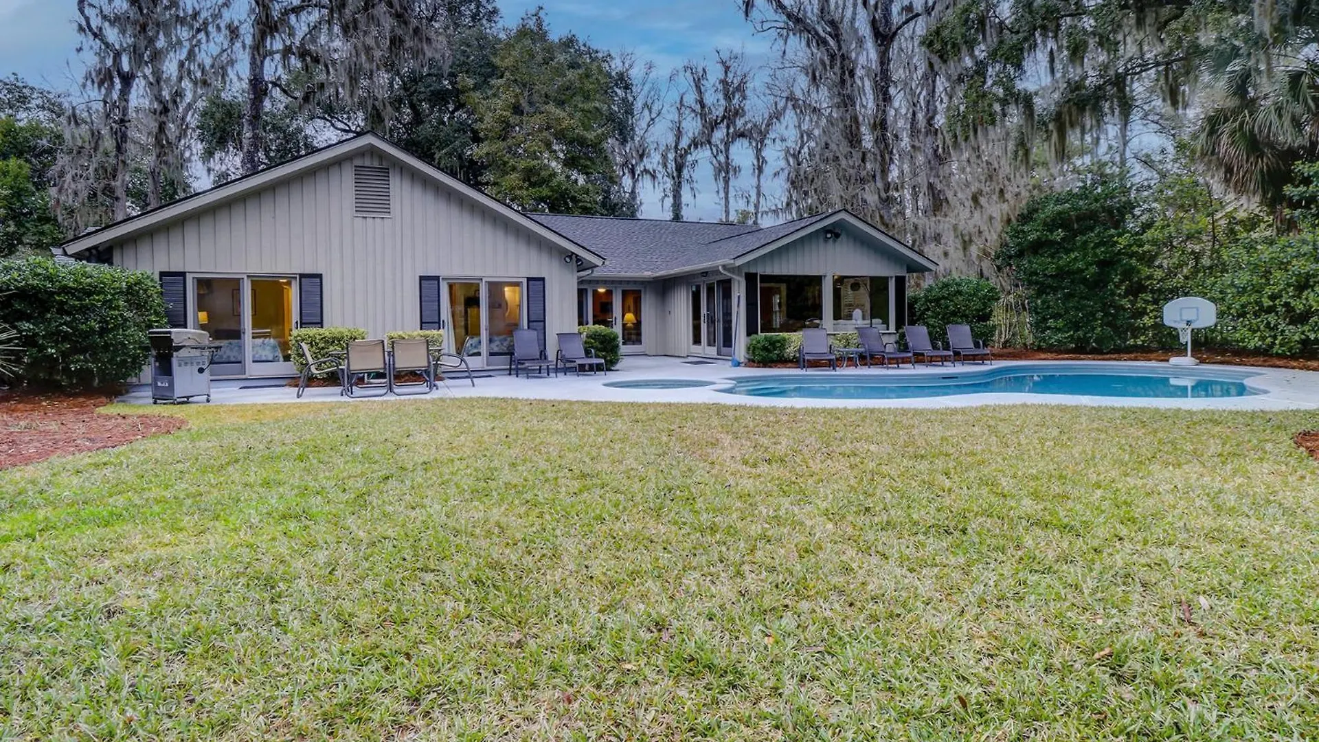 South Live Oak 25
