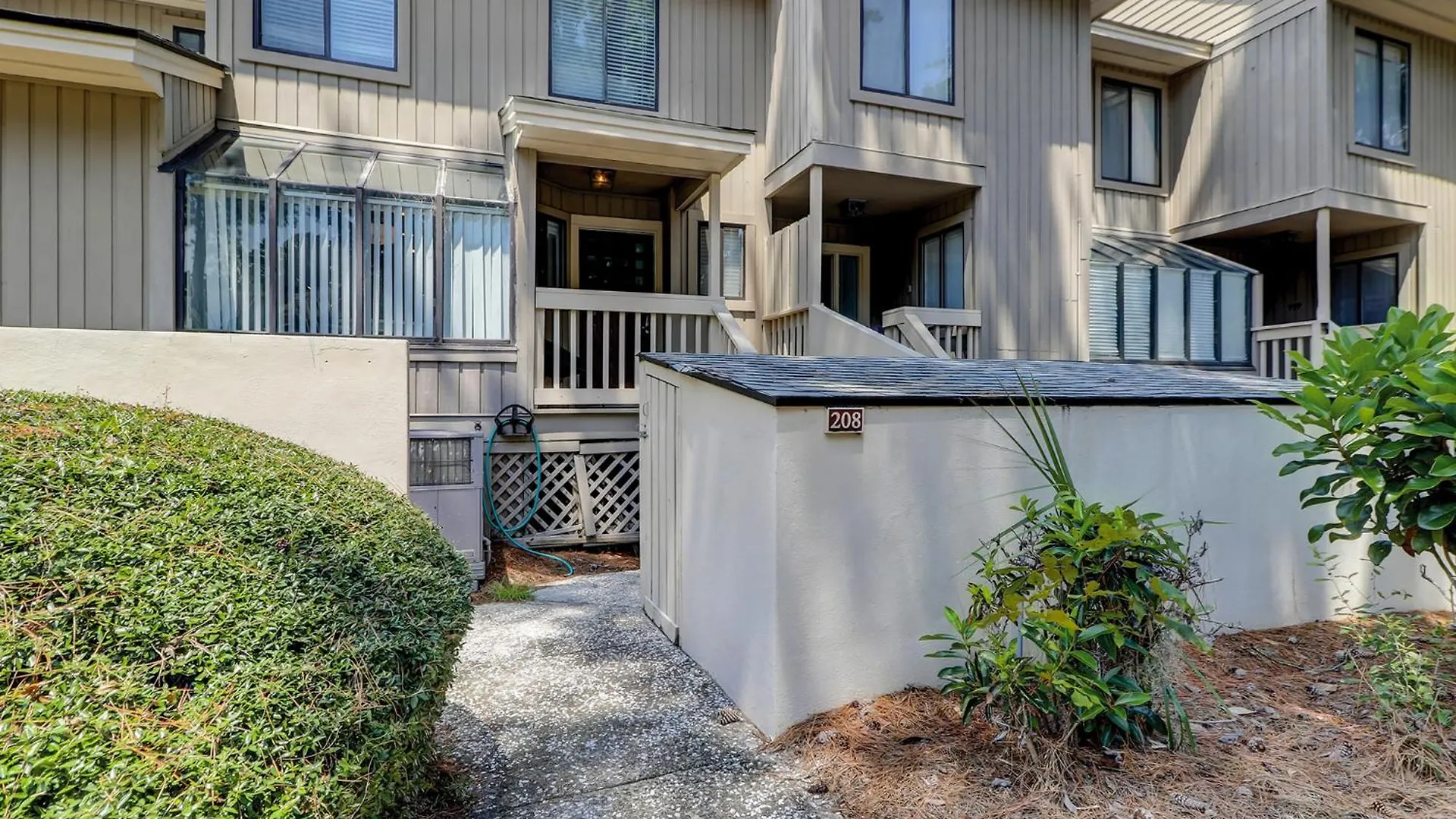Beachwalk 208 Villa *