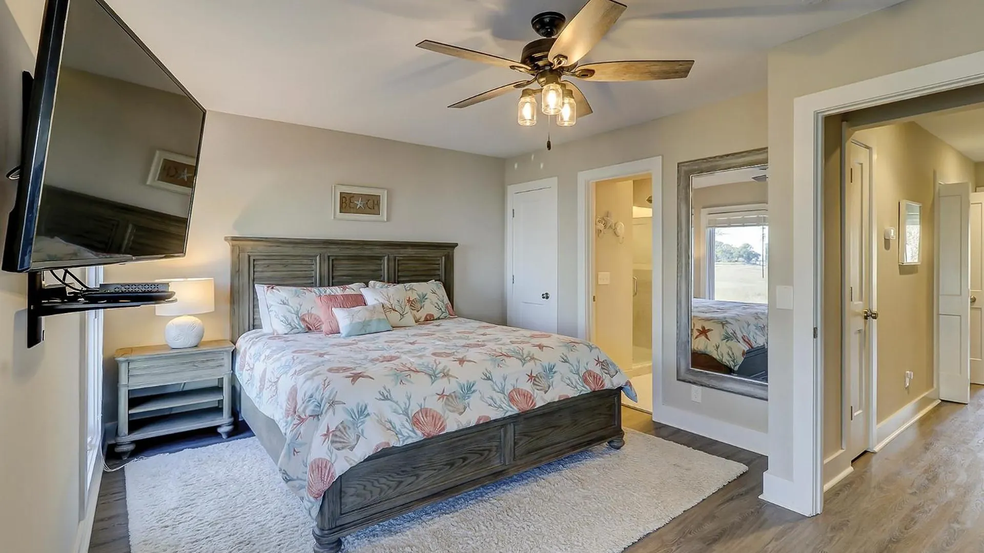 Schooner Court 740 Villa *
