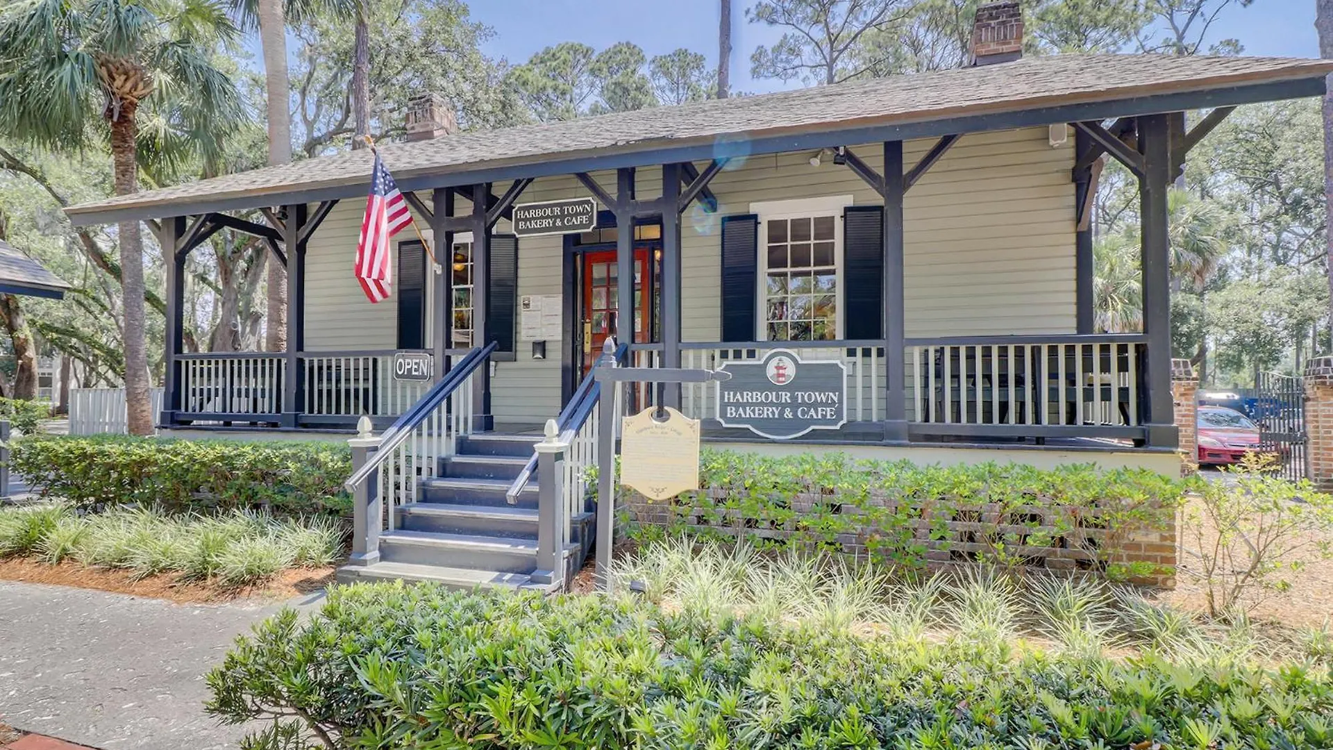Schooner Court 731