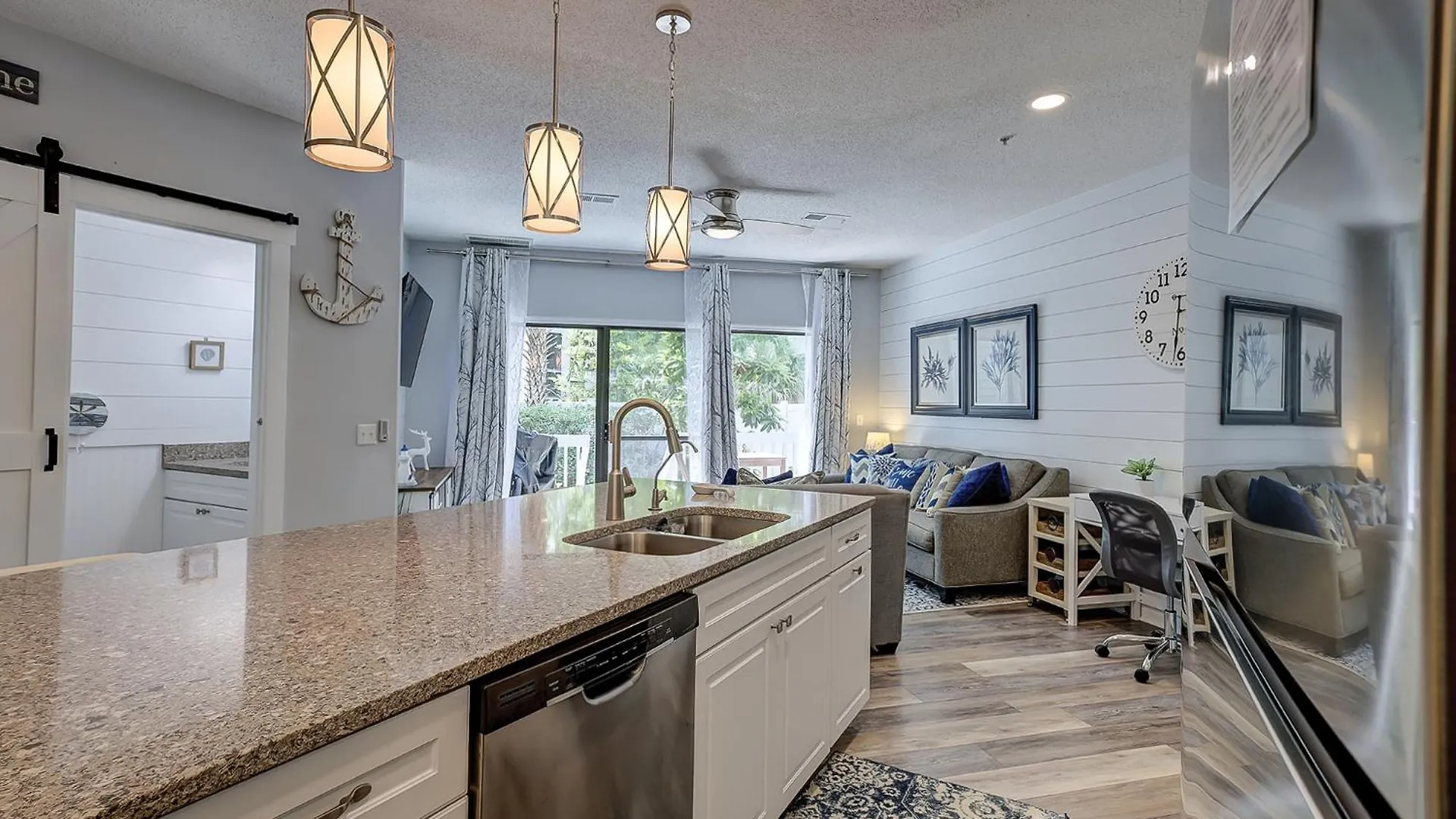 Ocean Breeze 44 Villa