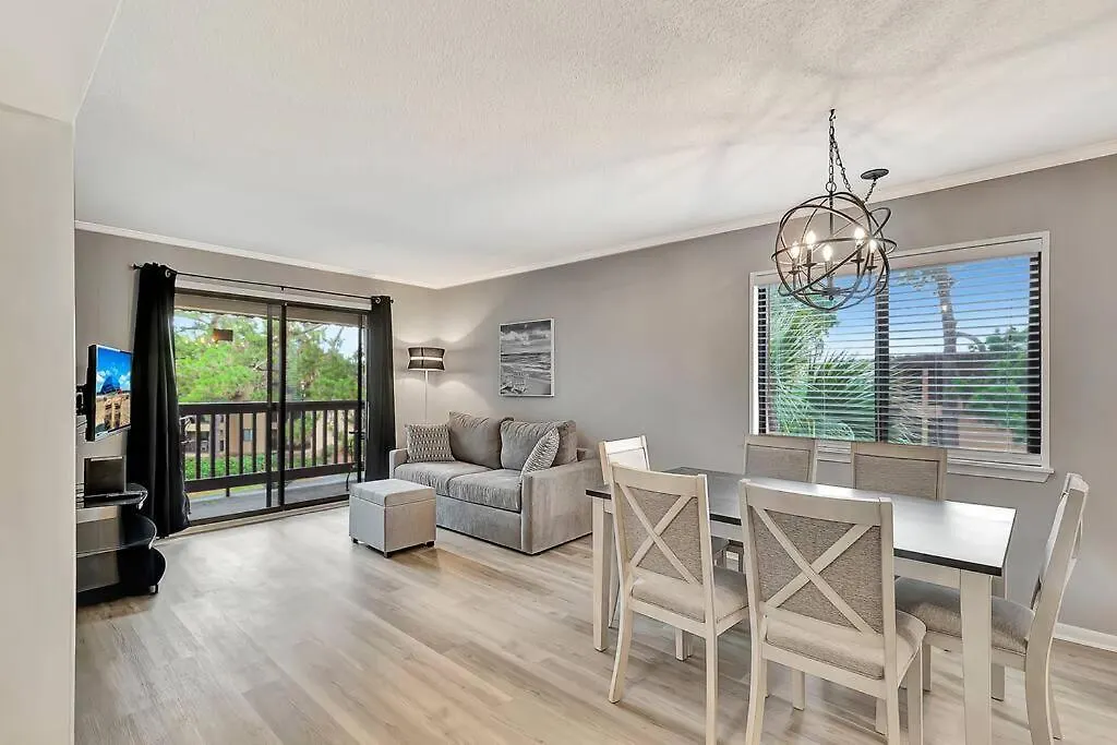 Apartamento Lover's Paradise. On The Beach. Sleeps 8. Hilton Head Island