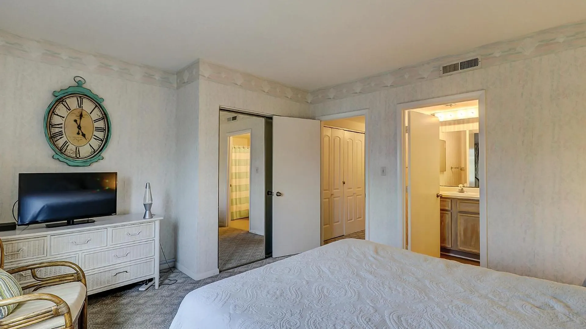 Shorewood 439 Villa *