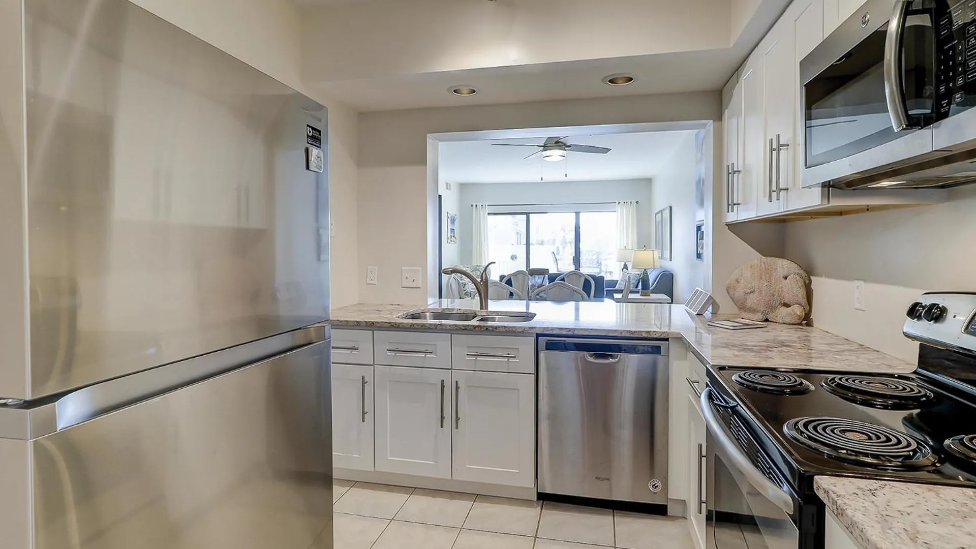 Shorewood 232 Villa