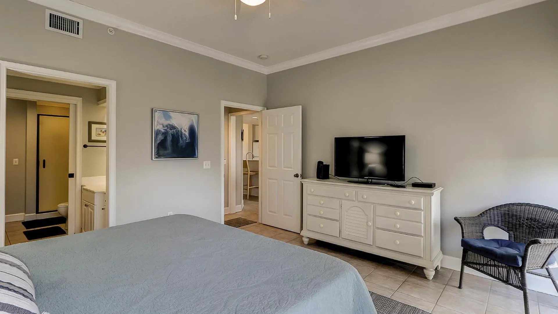 Villa North Shore Pl 305