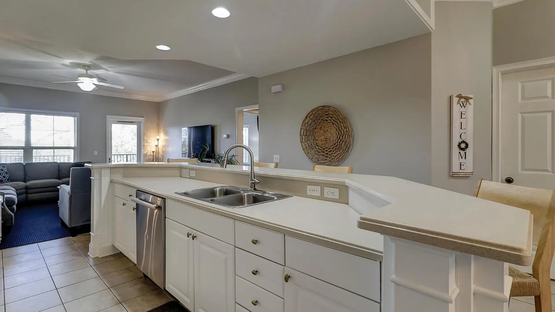 Villa North Shore Pl 305 *