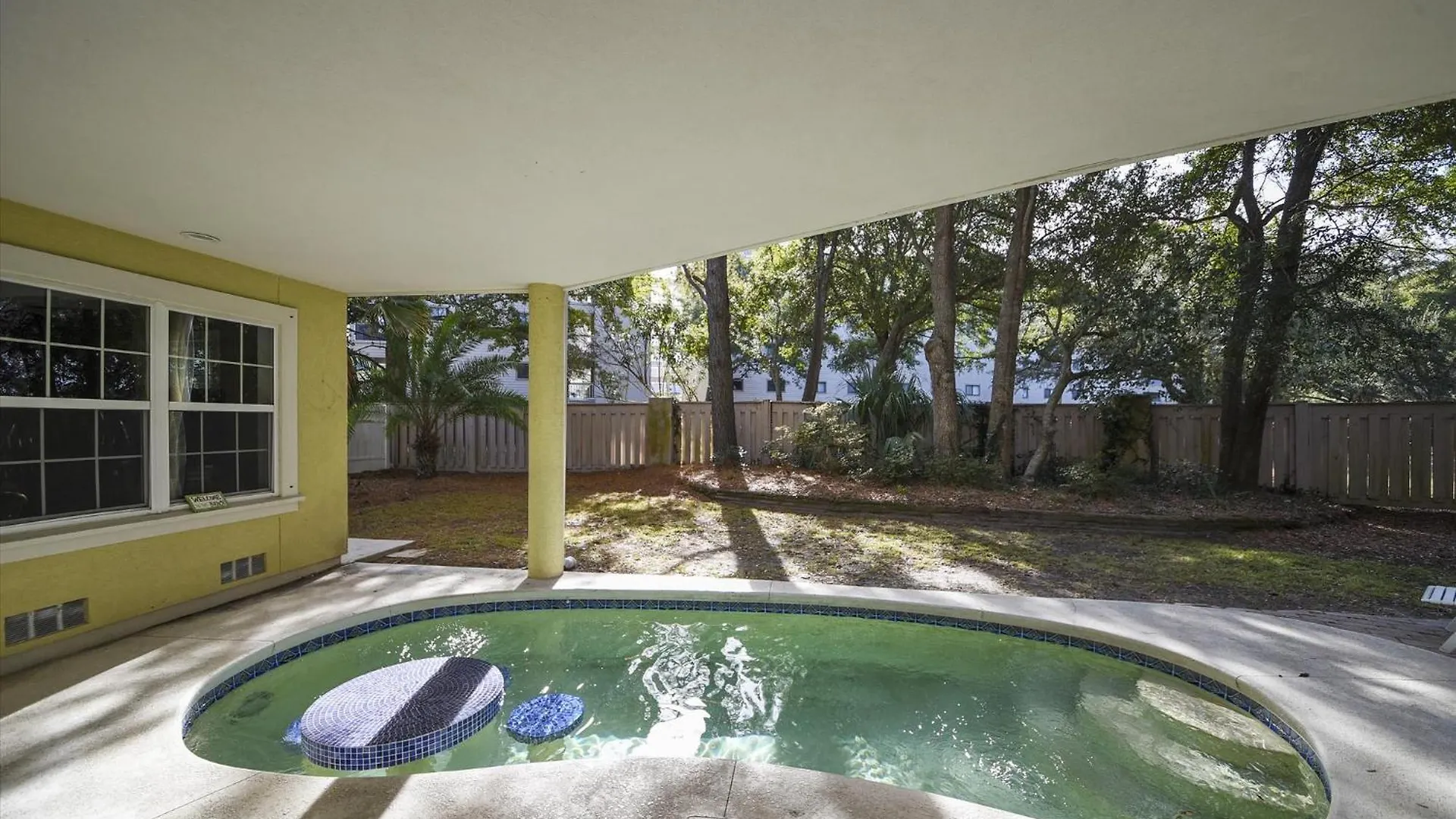 Crabline 49 Hilton Head Island