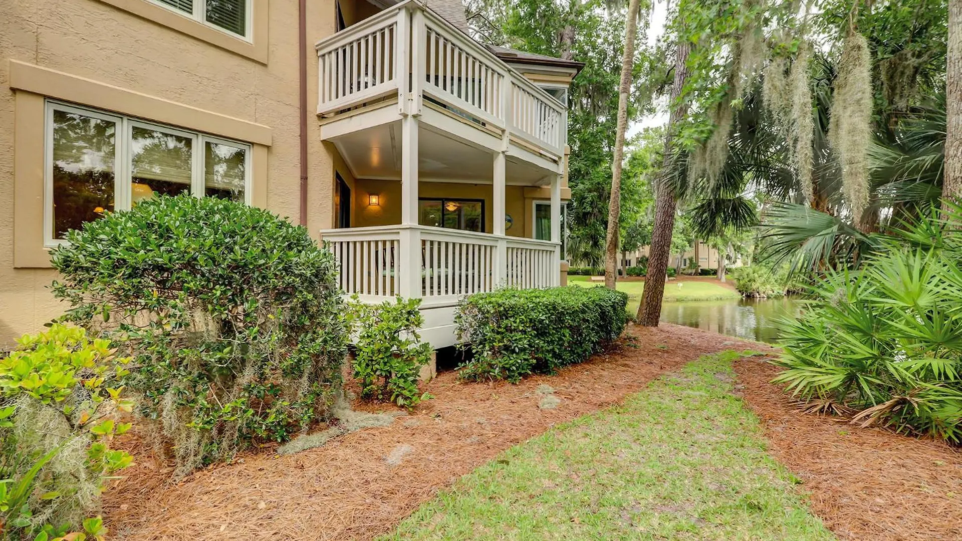 Colonnade Club 159 * Hilton Head Island
