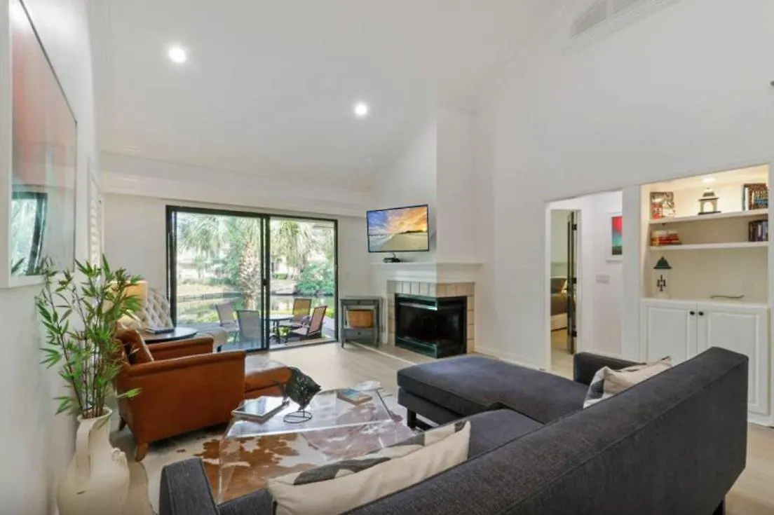 Villa Abbington 124 *