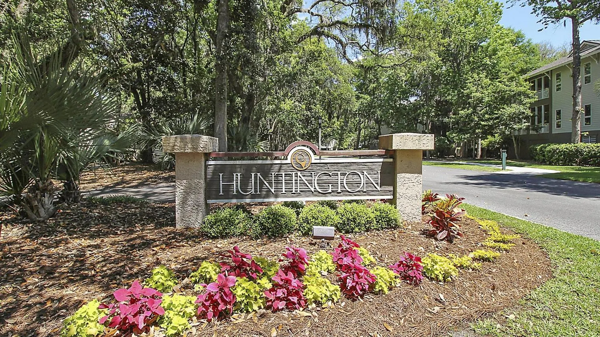 Villa Huntington 7624