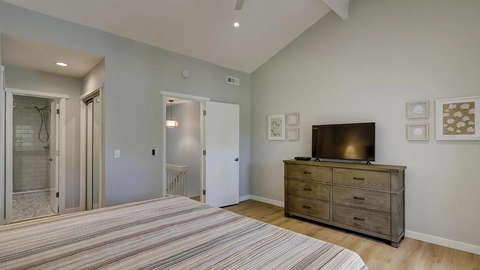Shipmaster 1203 Villa