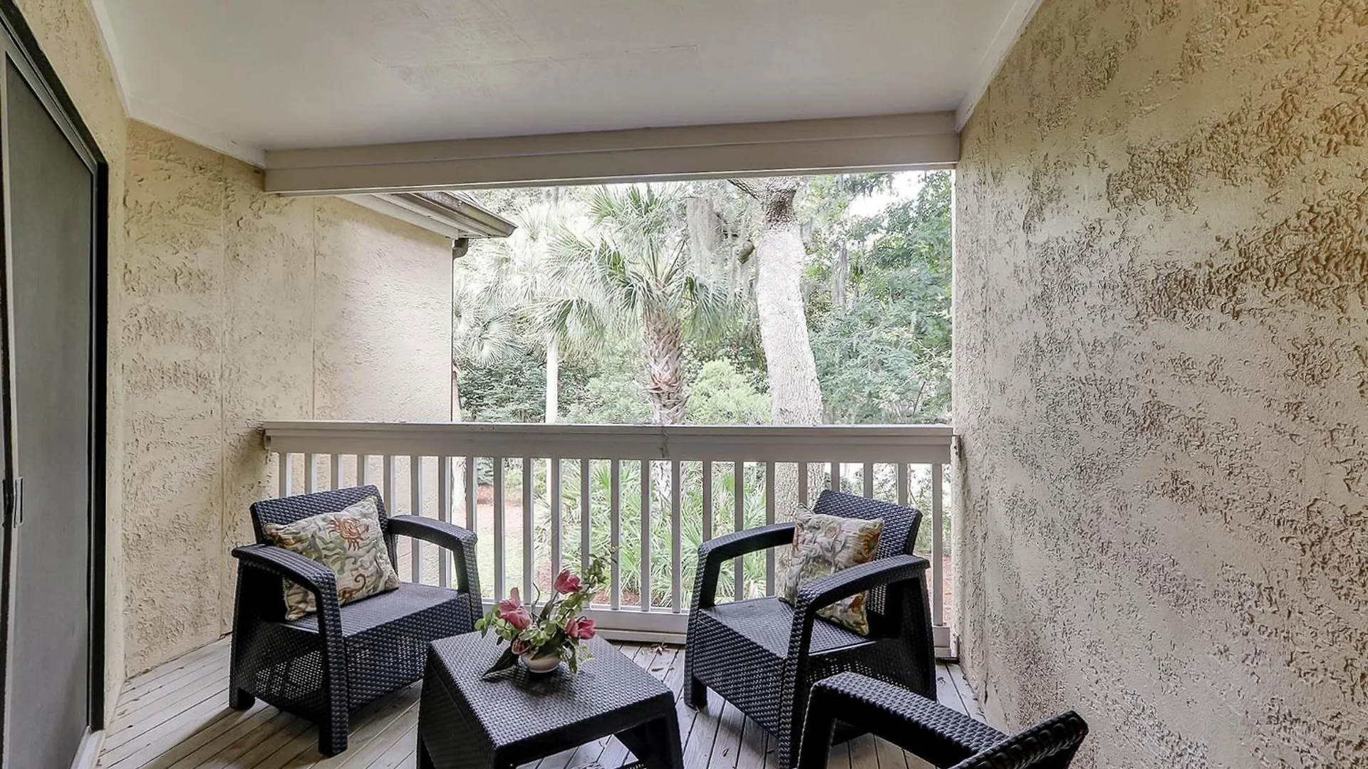 Colonnade Club 142 * Hilton Head Island