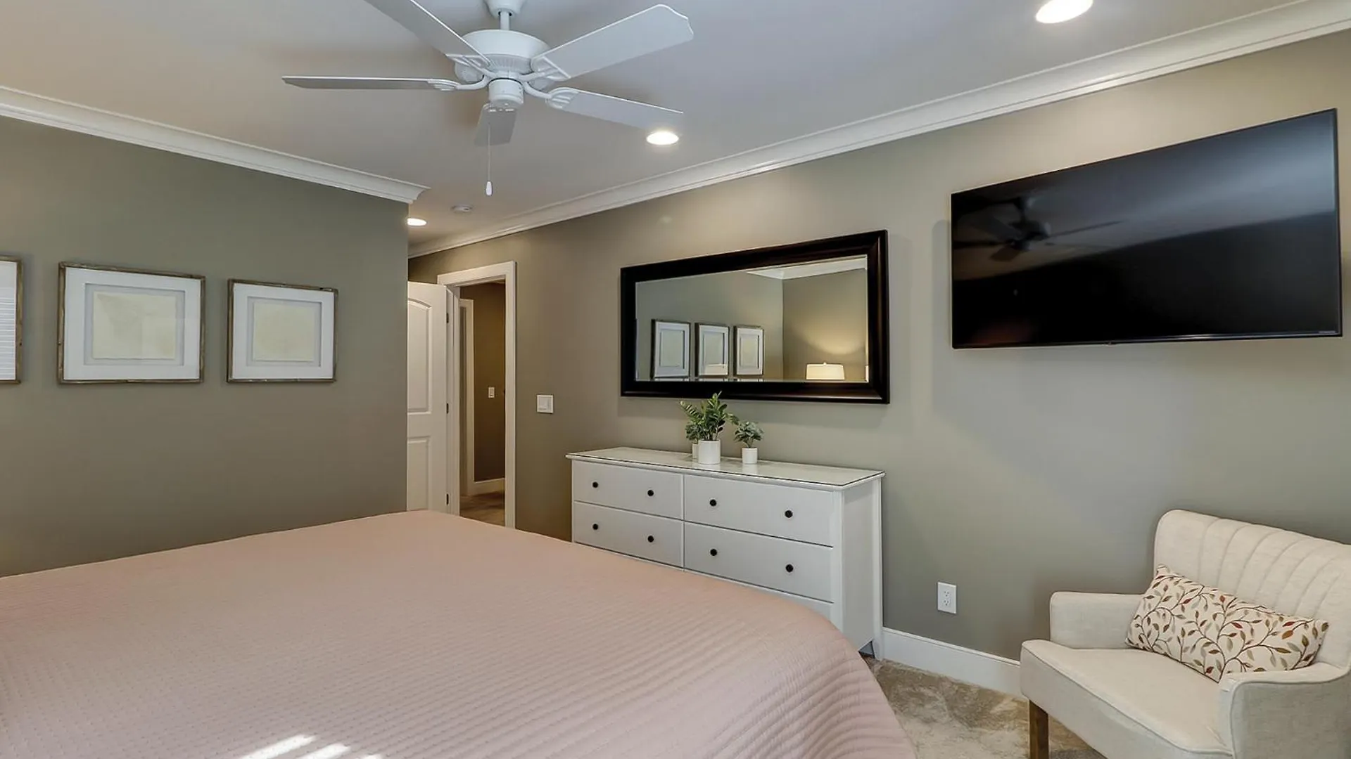Heritage 2292 Villa