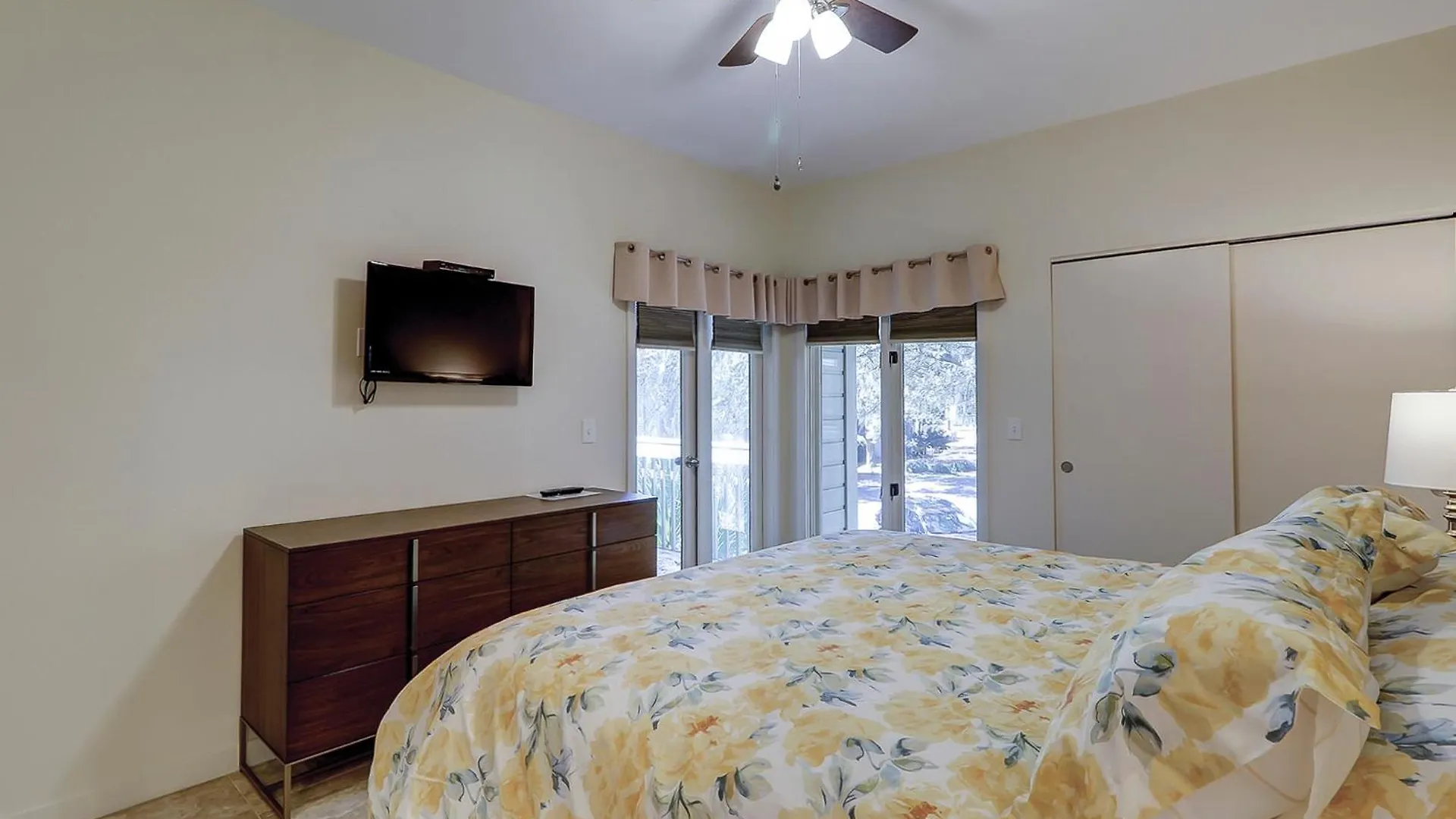 2 Bedroom Villa *