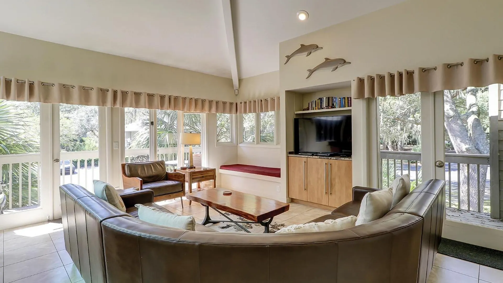 2 Bedroom