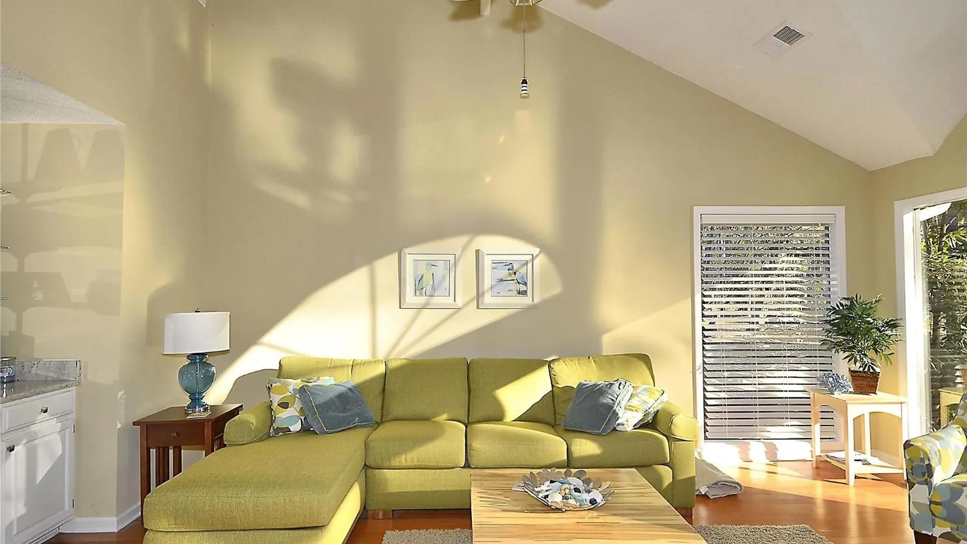 Gloucester 79 Holiday home