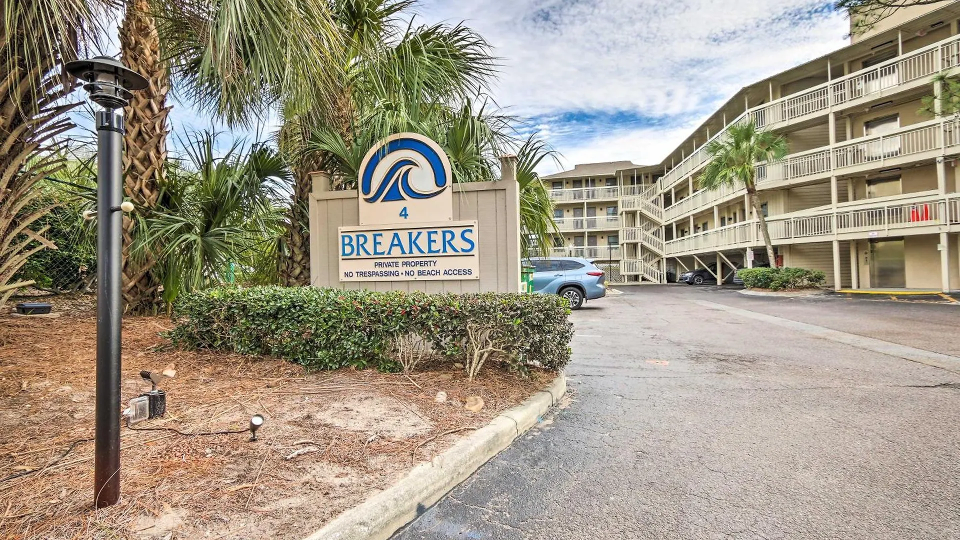 Apartment Walk To In Hilton Head! *
