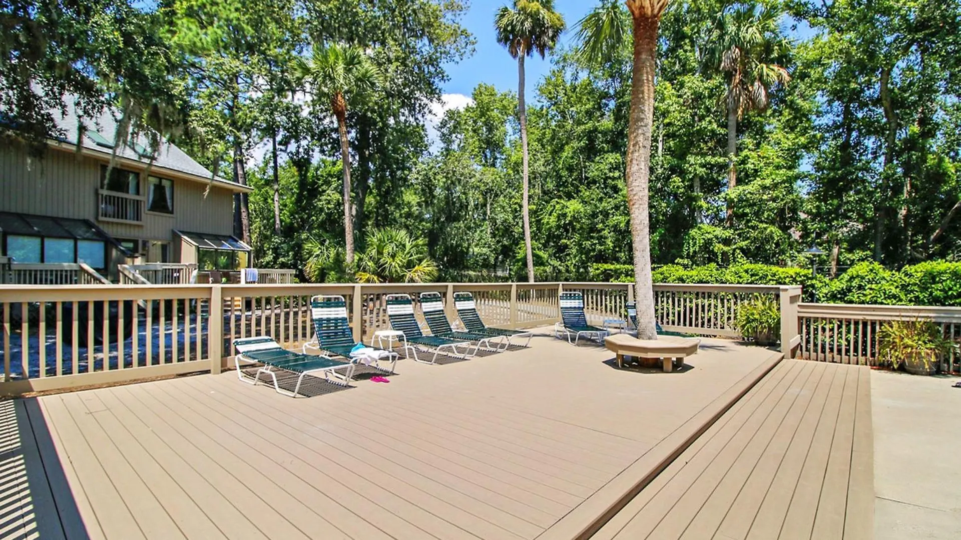 Beachwalk 110