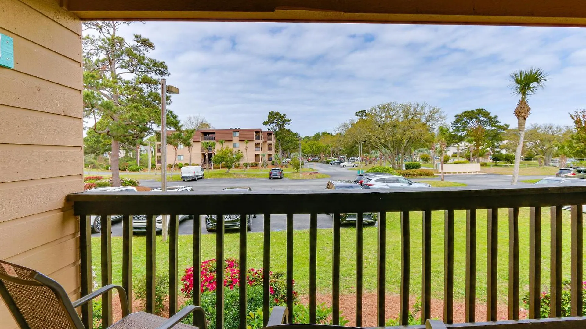 Hilton Head With Deck - Walk To And Pool! * Hilton Head Island
