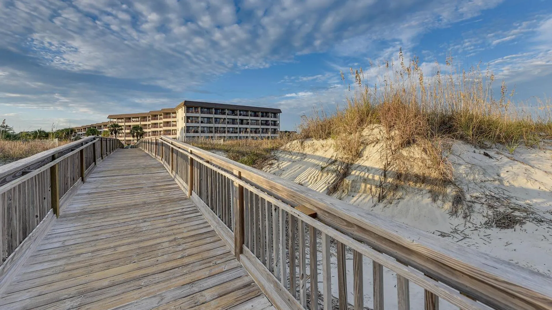 Apartment Hilton Head With Deck - Walk To And Pool!
