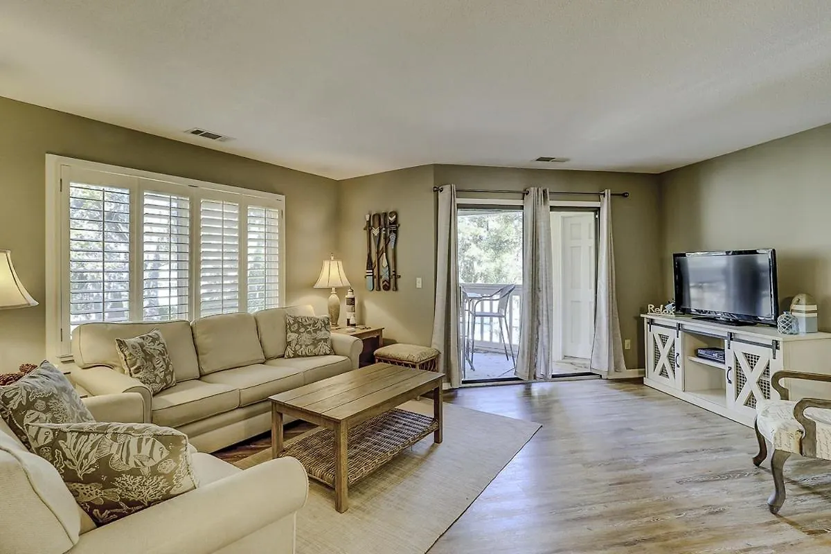 Villa Colonnade Club 176 Hilton Head Island