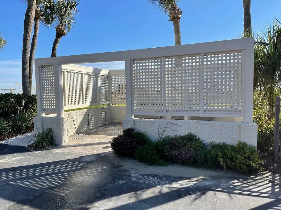 Crashin' Waves-oceanview Bikes And King Bed Apartment Hilton Head Island