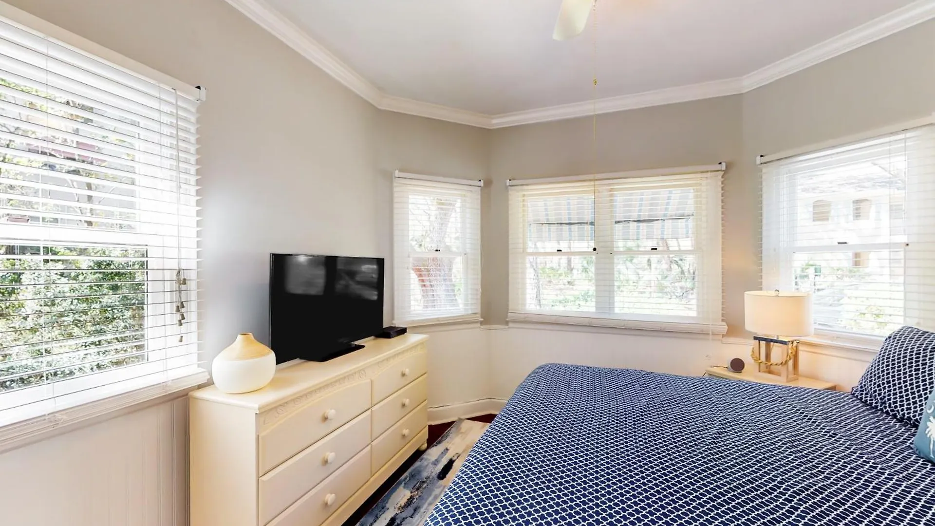 Apartment Devonshire 112 *