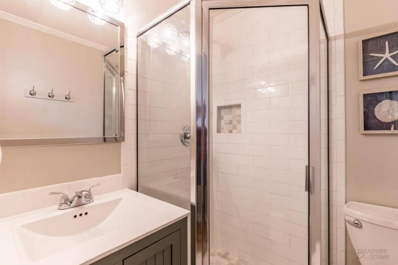 1g Beachwood Place * Hilton Head Island