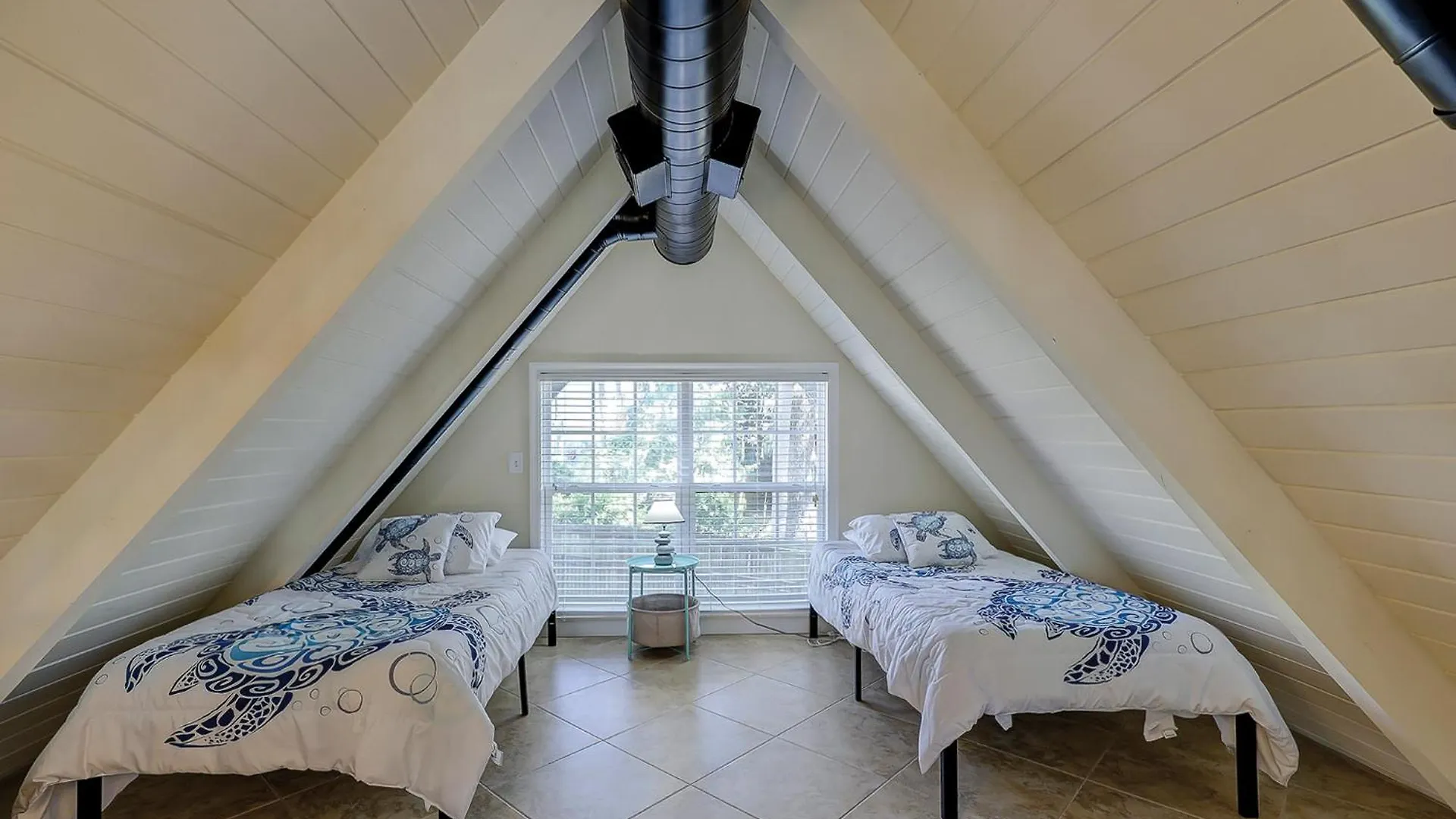 Lagoon 38 Holiday home *