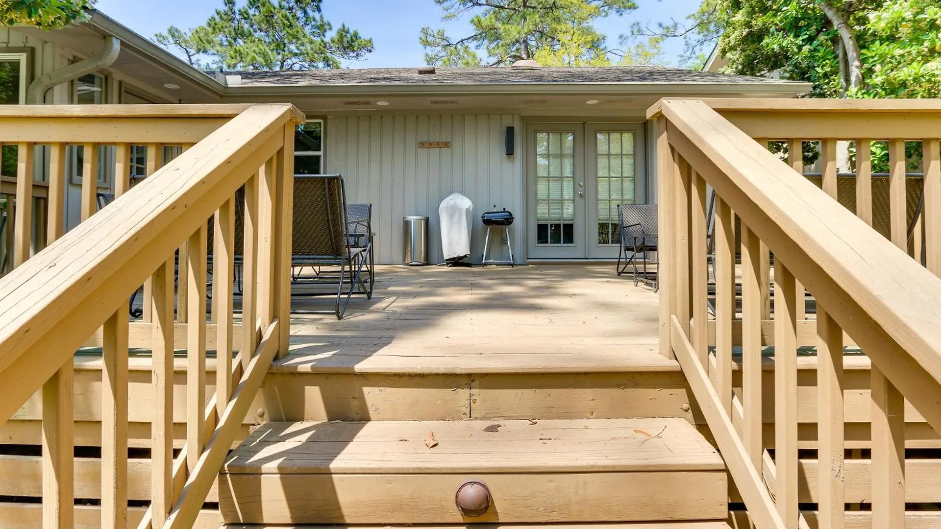 Sea Pines Escape With Deck About 2 Mi To Beach! Holiday home *