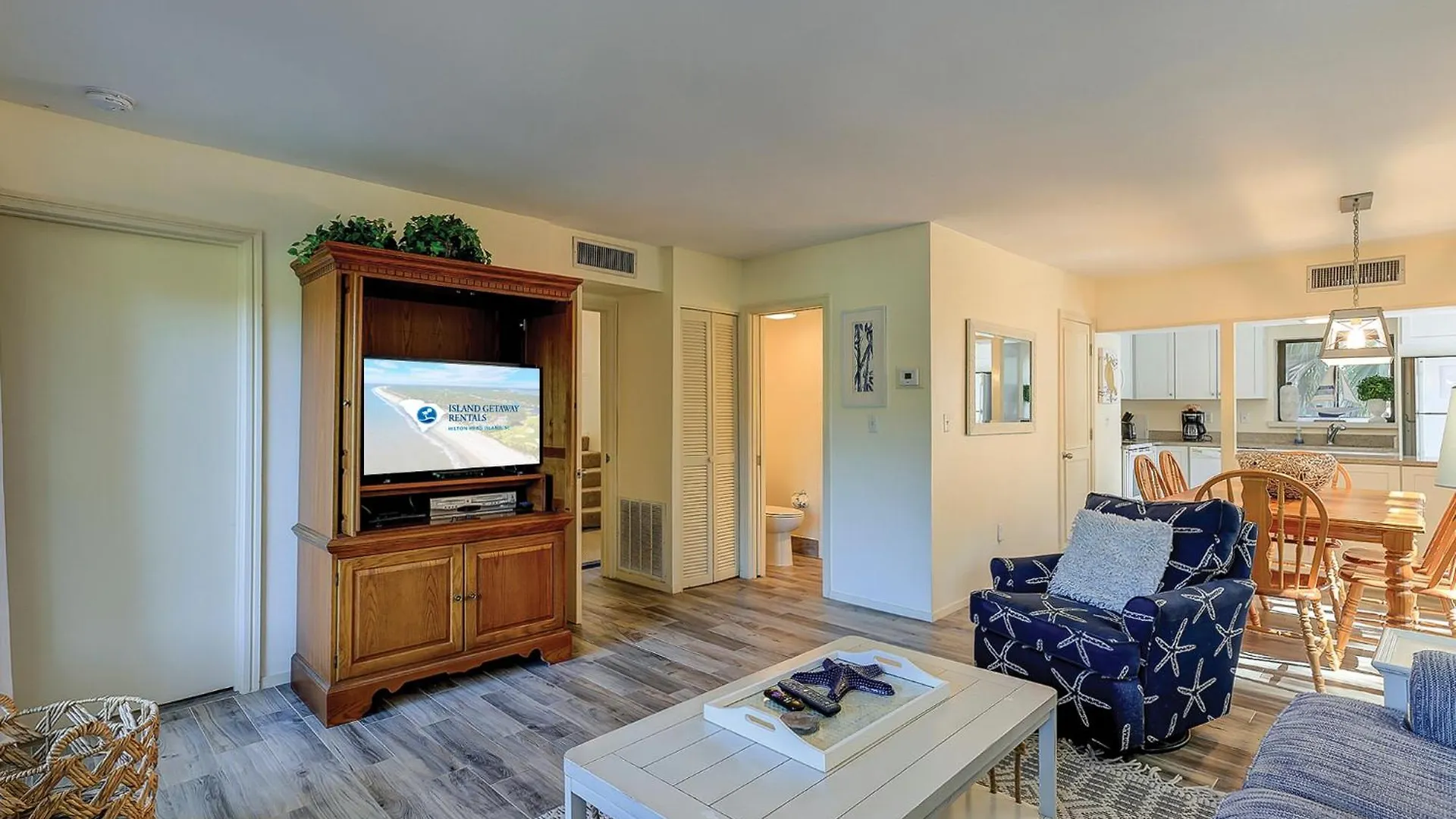 21 Hickory Cove