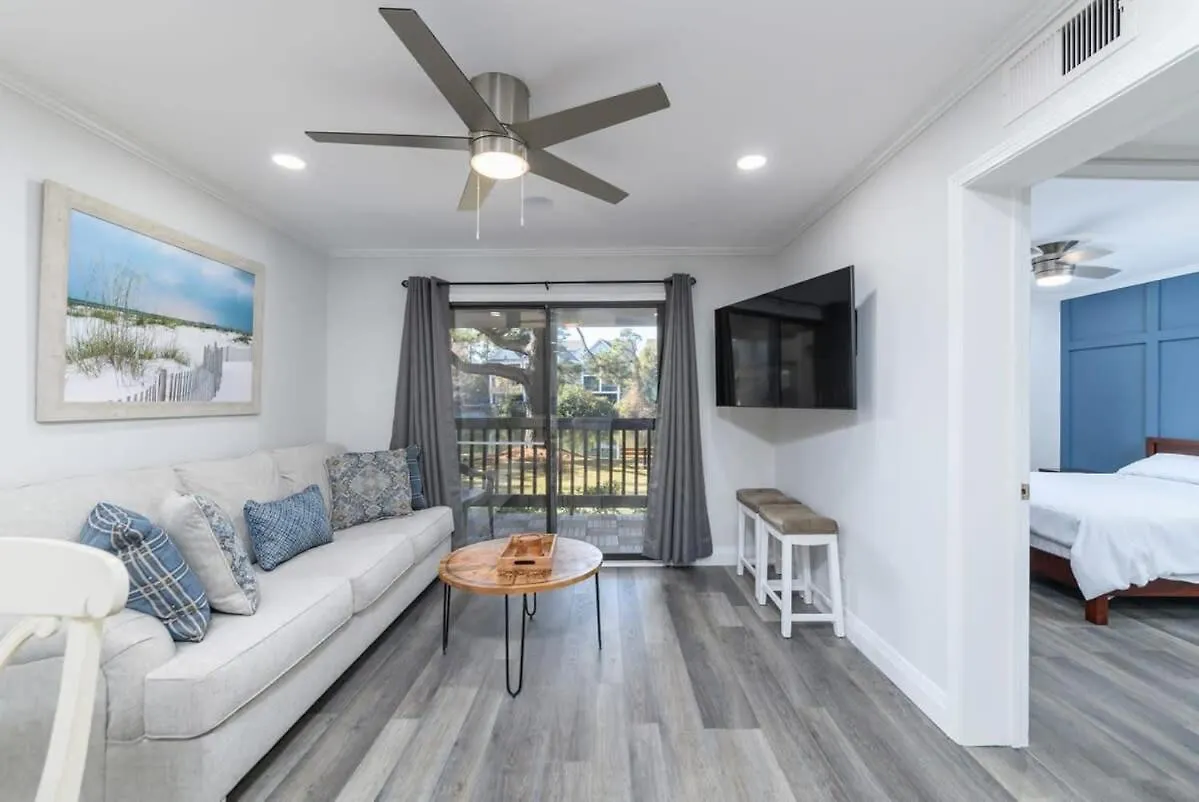 Remodeled Corner Unit 2 2 Overlooking The Lagoon Apartment *