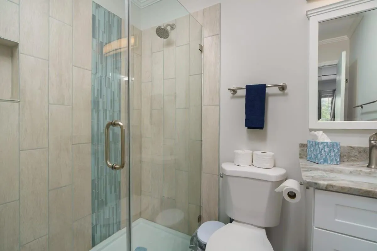 Remodeled Corner Unit 2 2 Overlooking The Lagoon * Hilton Head Island
