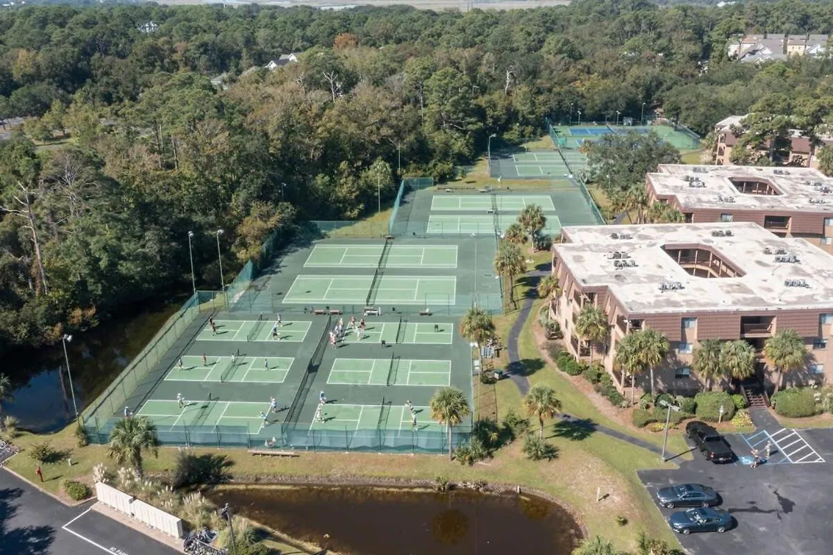 Remodeled Corner Unit 2 2 Overlooking The Lagoon Apartment Hilton Head Island