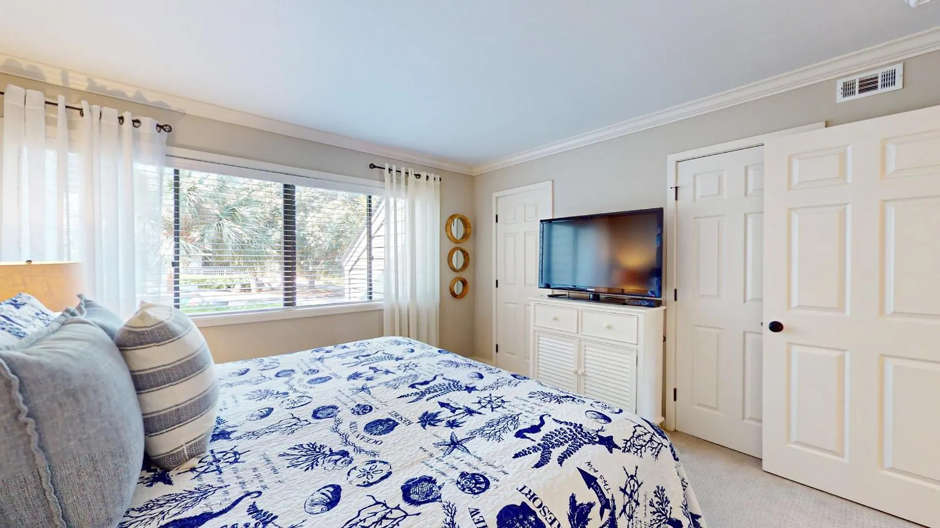 284 Turnberry Village