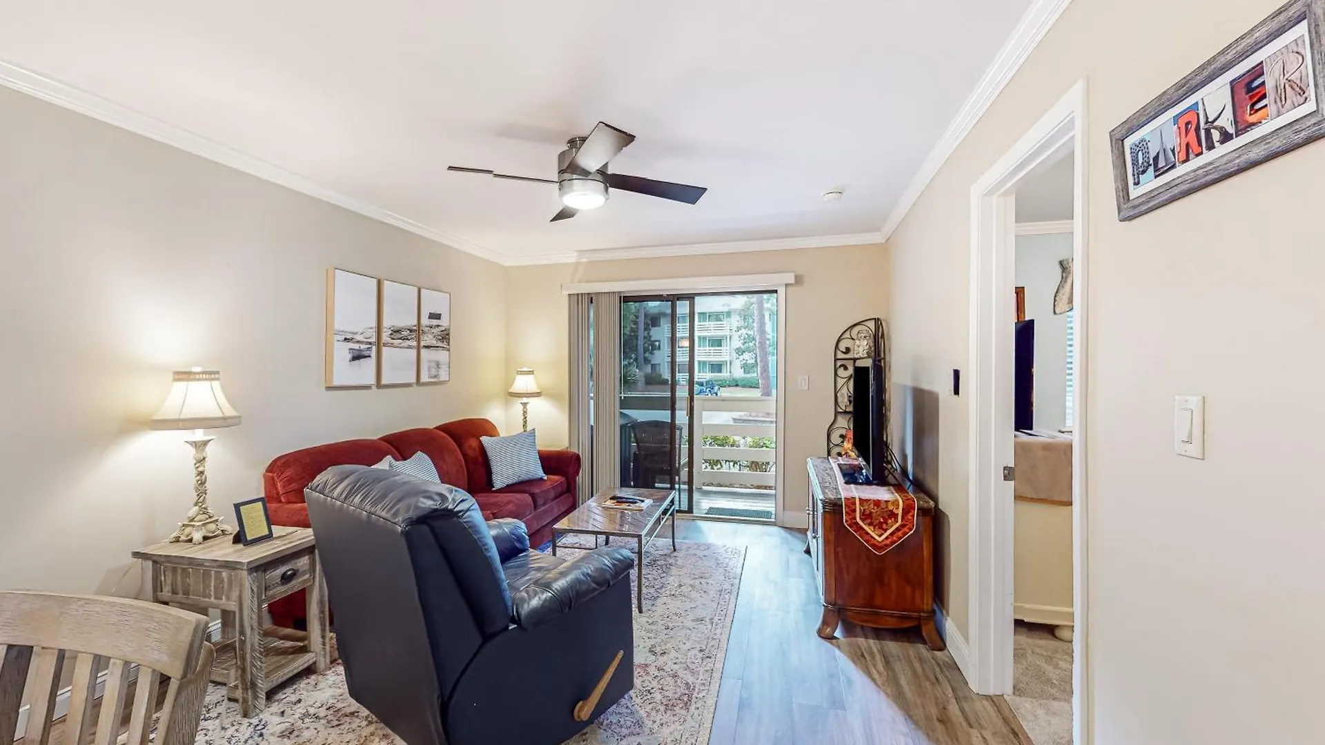 Apartment Fiddlers Cove 21c