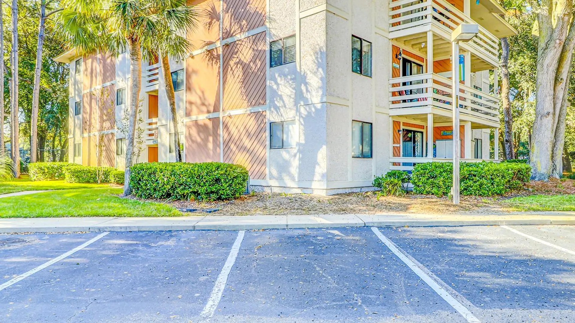 Apartment Fiddlers Cove 21c