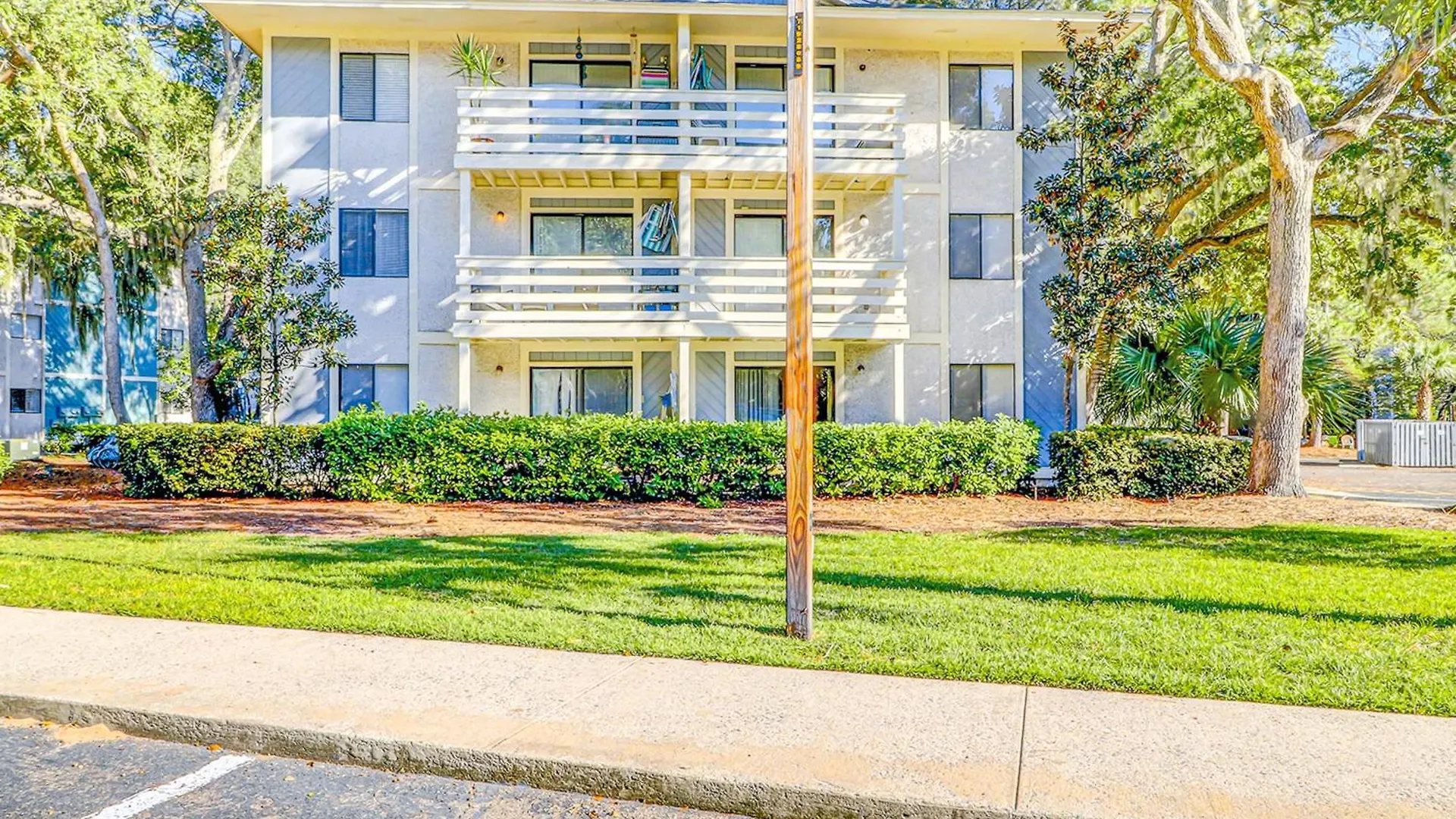 Apartment Fiddlers Cove 21c *