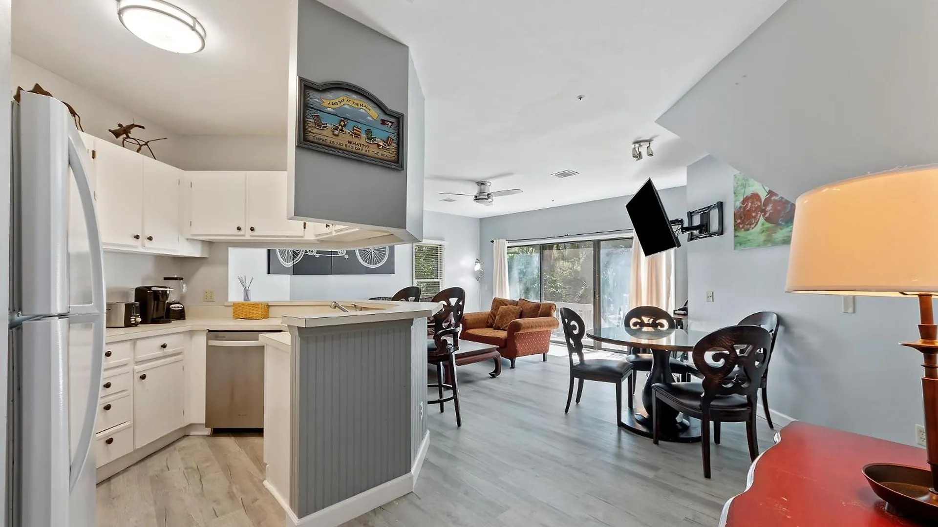 Ocean Breeze 33 Apartment *