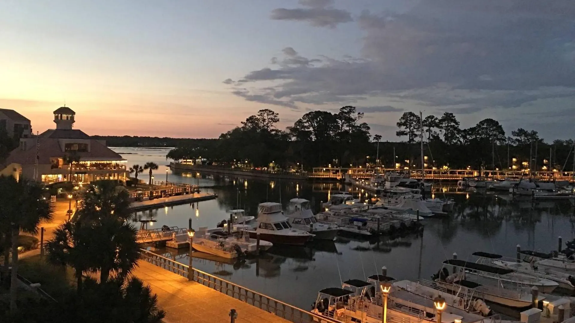 16 Hickory Cove Holiday home *