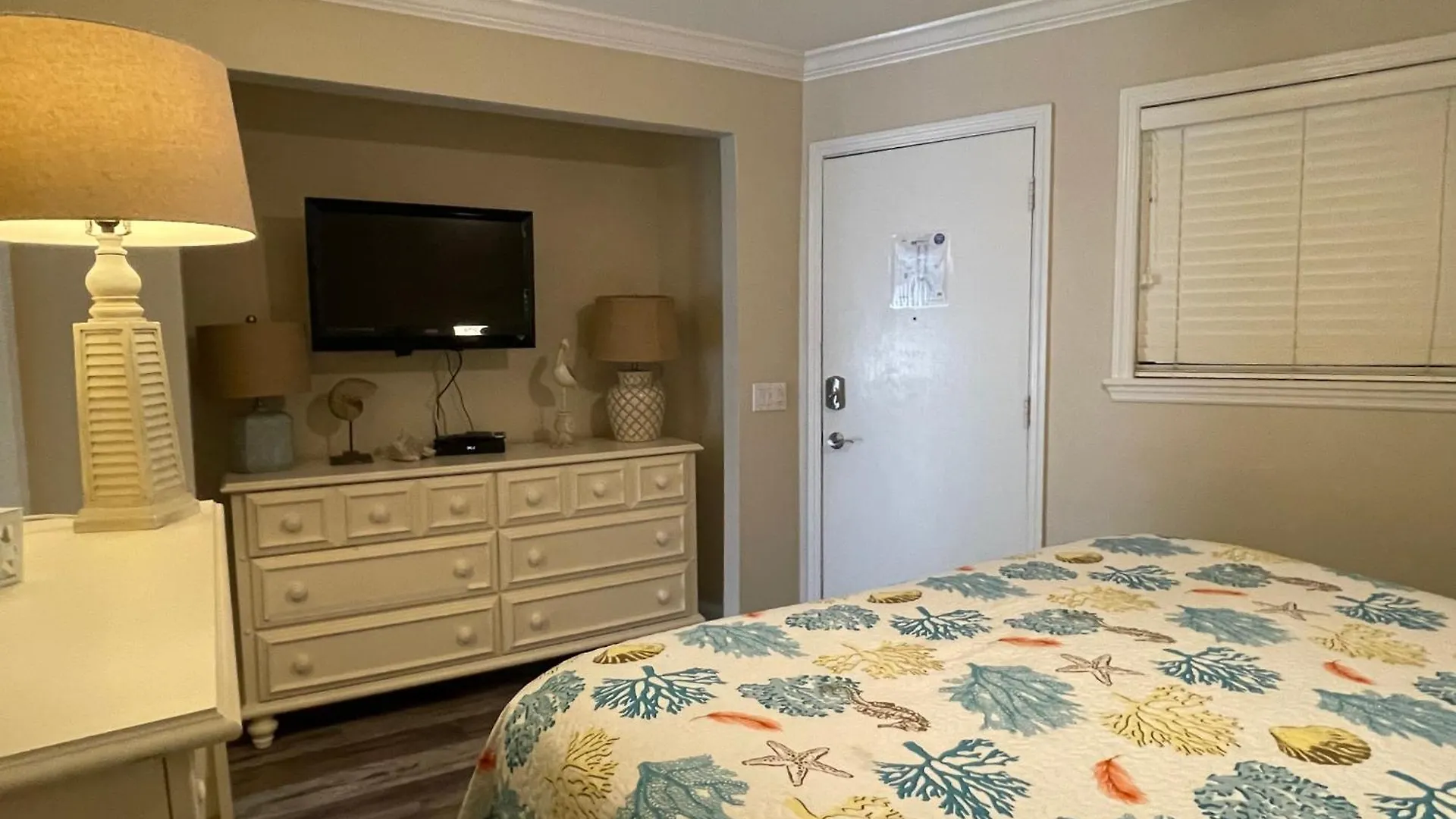 Apartamento Sunnydaze-steps To The Ocean King Bed, Free Bikes!
