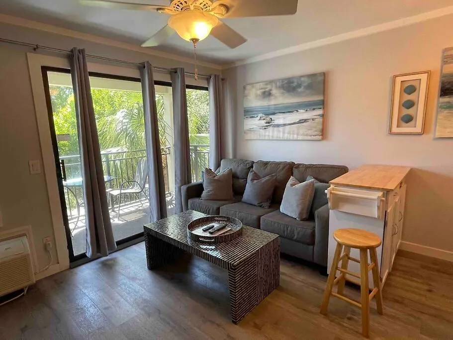 Salty Sand-close To The Pool, Steps To The Beach! Apartment *