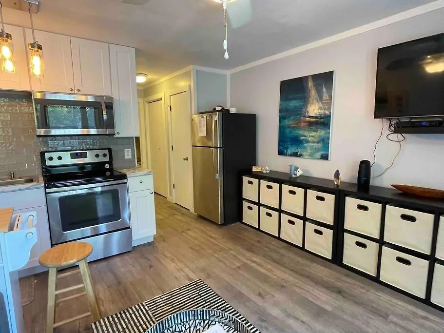 Apartment Salty Sand-close To The Pool, Steps To The Beach! Hilton Head Island