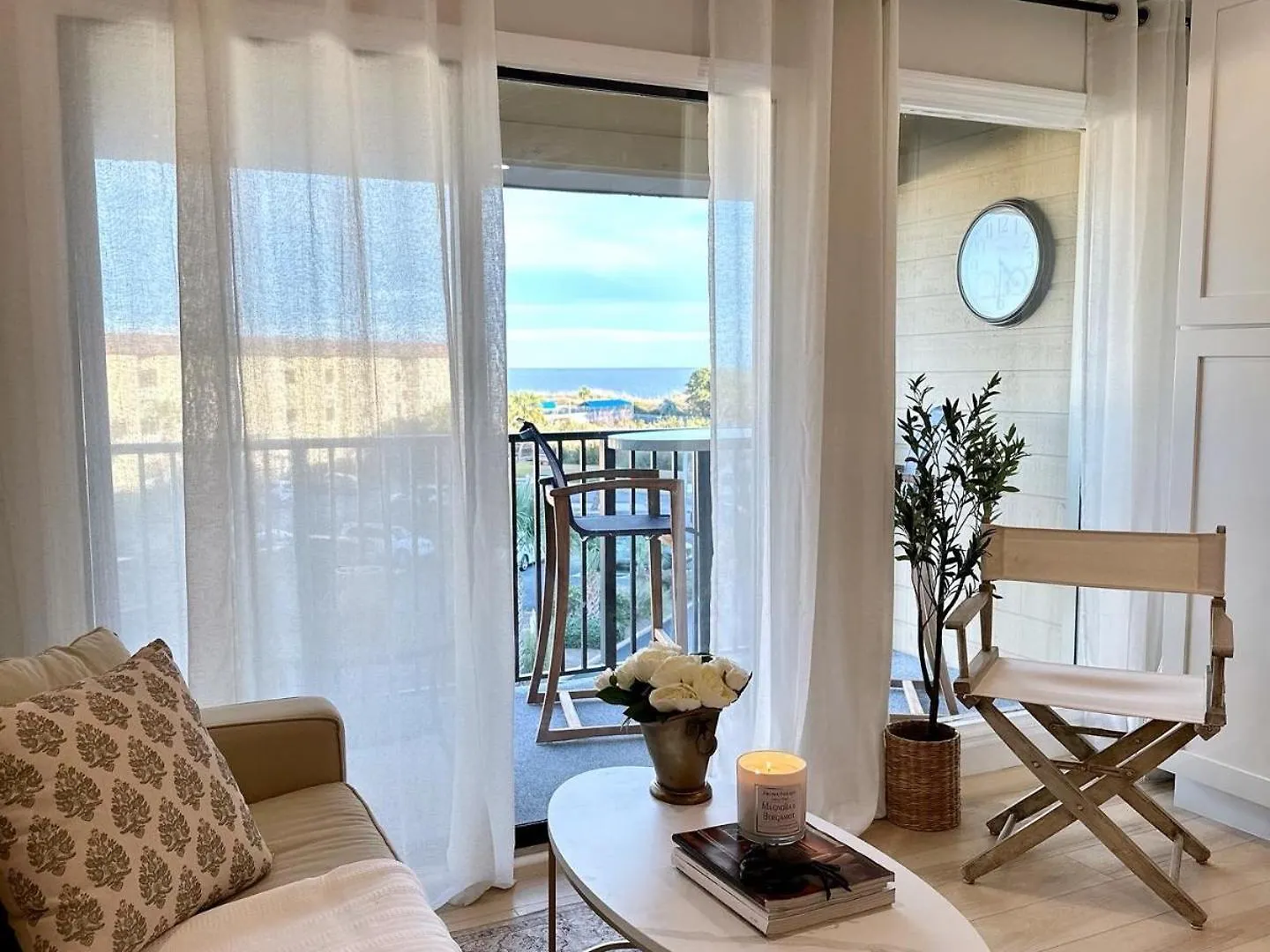 Ocean View- King Suite - Romantic Couples Oasis - Private Access To Beach! * Hilton Head Island