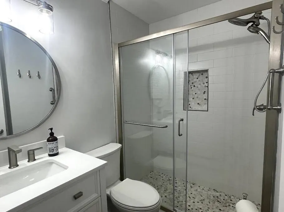 Sandy Feet Retreat-new Shower-steps To The Ocean * Hilton Head Island