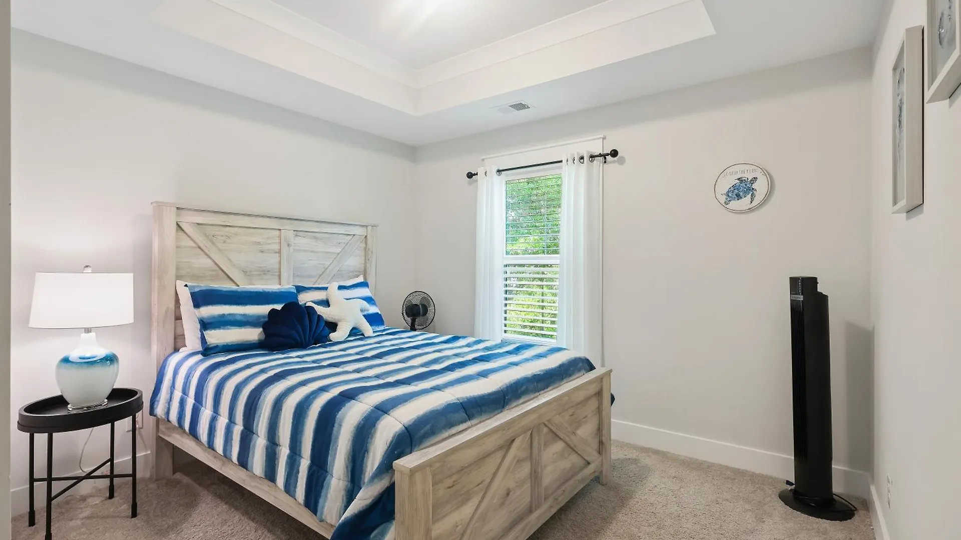 28 Pink Lane Luxury Vacation Holiday home *