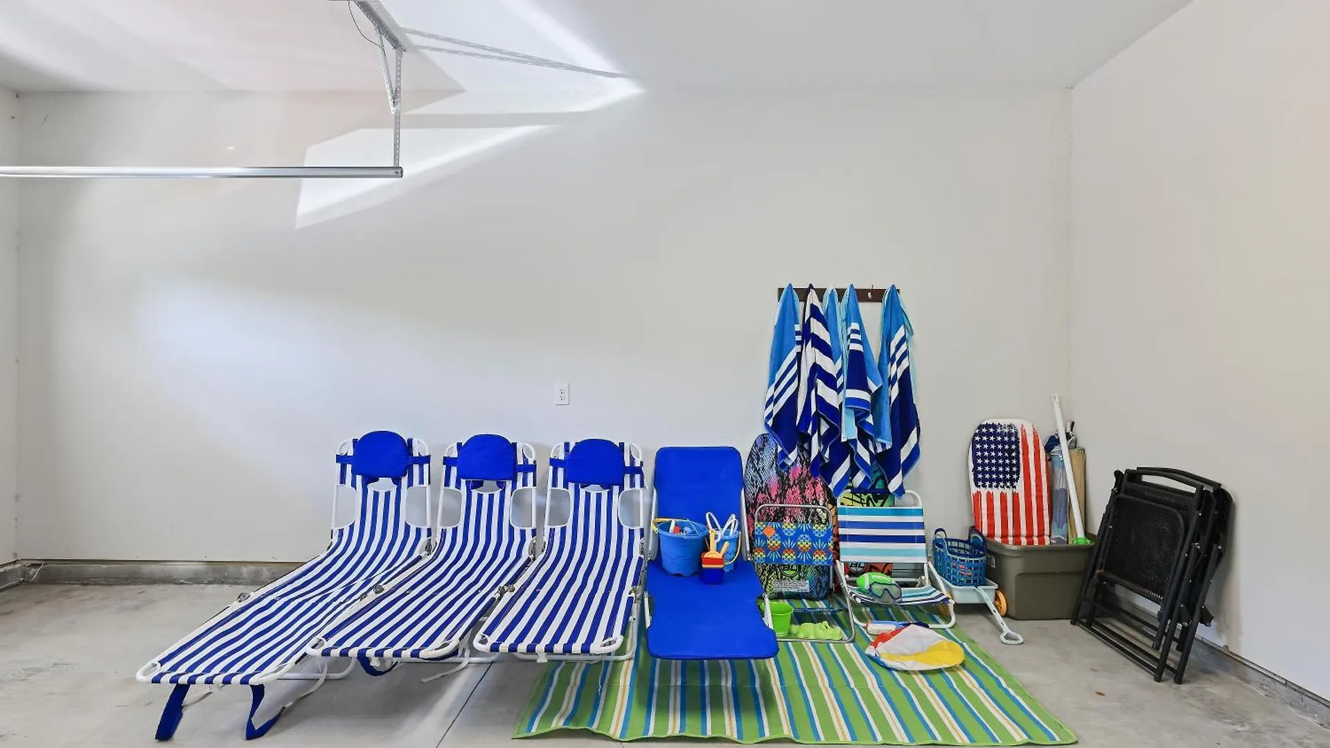 28 Pink Lane Luxury Vacation
