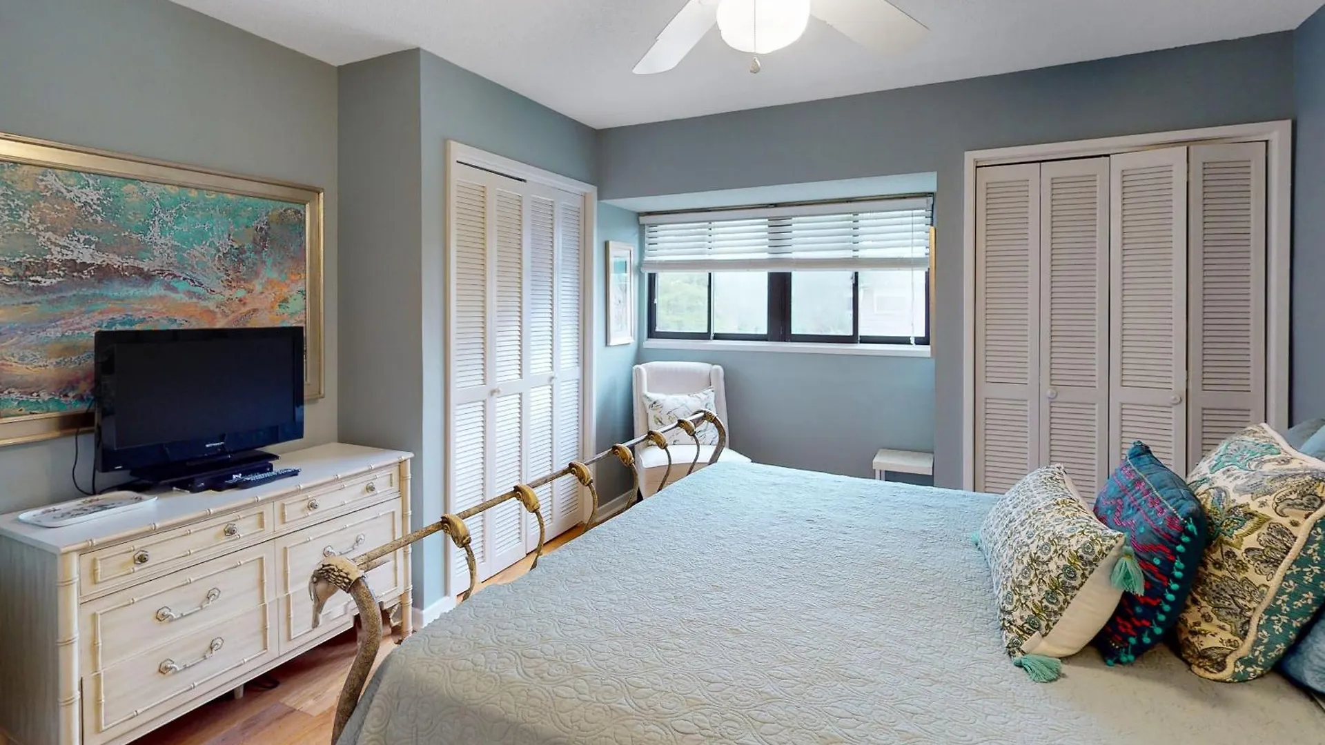 Harbour Town Club 1253 Apartment