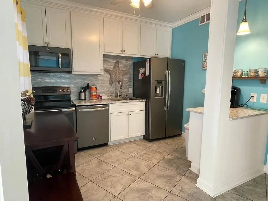 Bliss 2 Bedroom Oceanview Free Bikes/chairs! Apartment Hilton Head Island