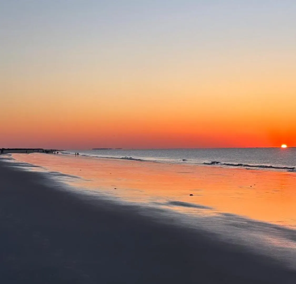 Ocean View- King Suite - Romantic Couples Oasis - Private Access To Beach! Hilton Head Island